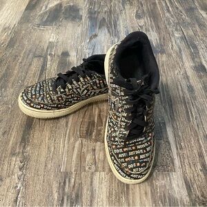 2/20 Size 7Y Nike Air Force 1 Low Top Just Do It Swoosh Sneakers AO6296‑…